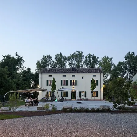Cascina La Goliarda Hostel