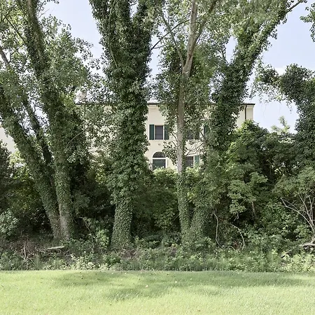 Cascina La Goliarda Hostel