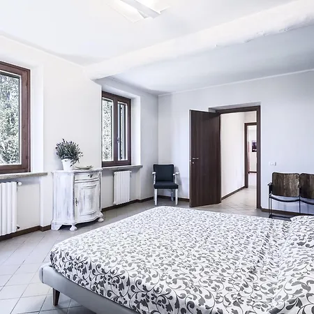 אכסניה Cascina La Goliarda *